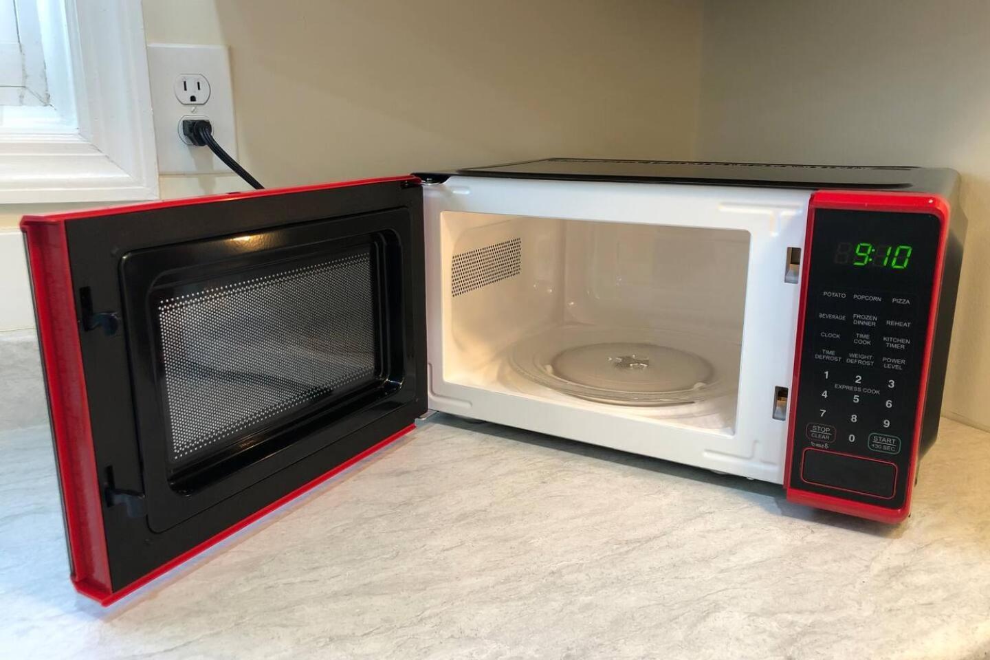 Large And Private 3 Bedroom And 1 Bathroom Apartment Near Newark International Airport Ewr And New York City Kültér fotó
